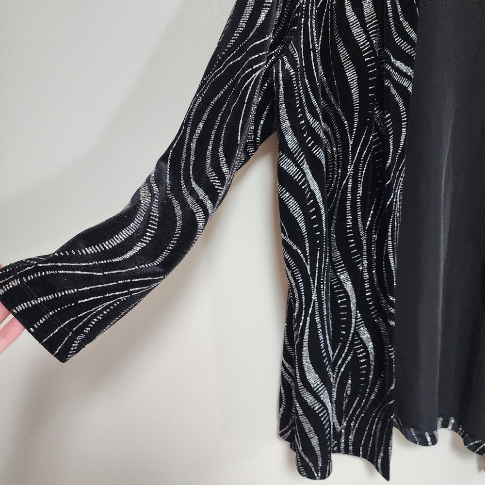 Notations Open Front Roll Collar Black Silver Car… - image 2